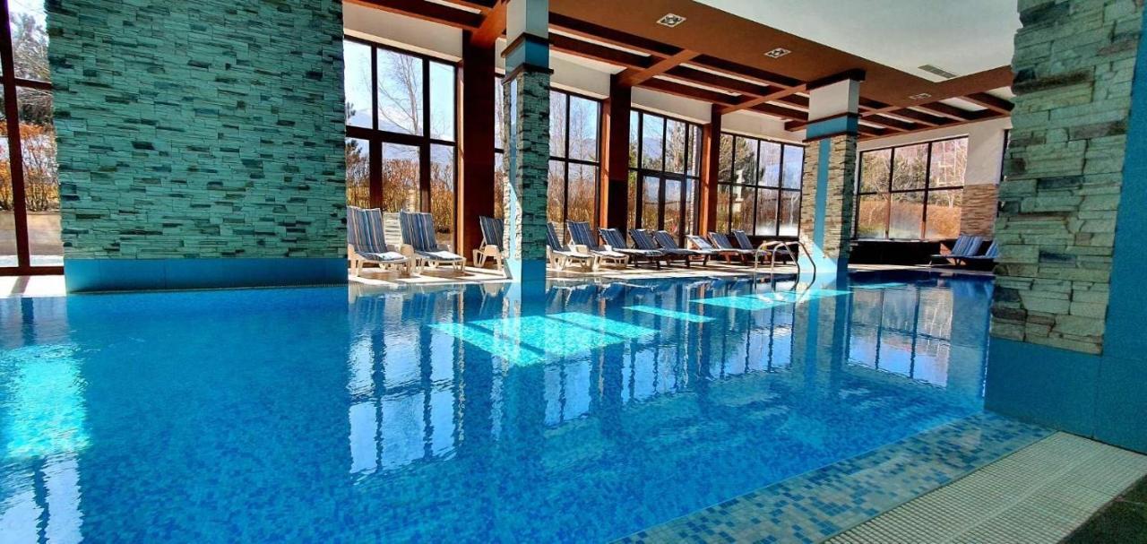 The View Apartment, Terra Complex Neighbour Building 반스코 외부 사진