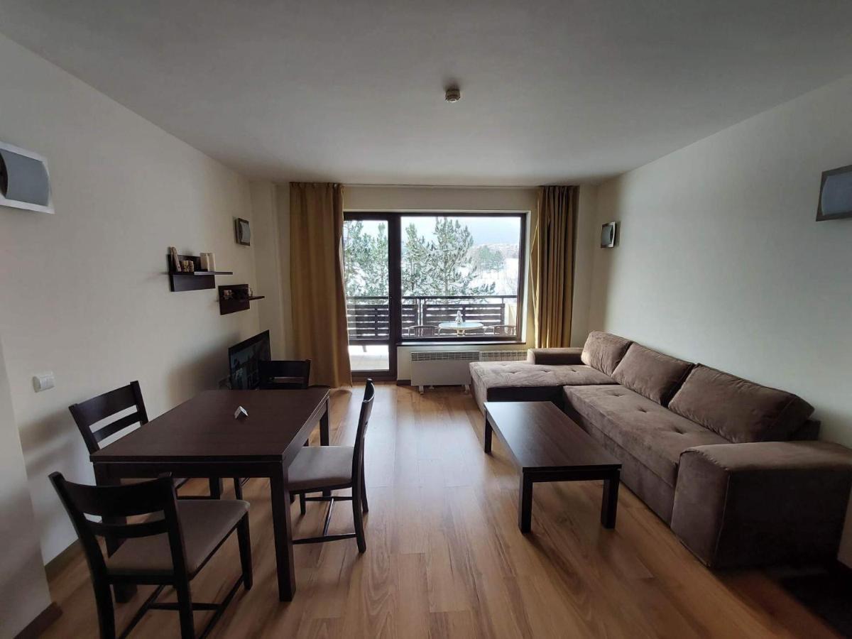 The View Apartment, Terra Complex Neighbour Building 반스코 외부 사진